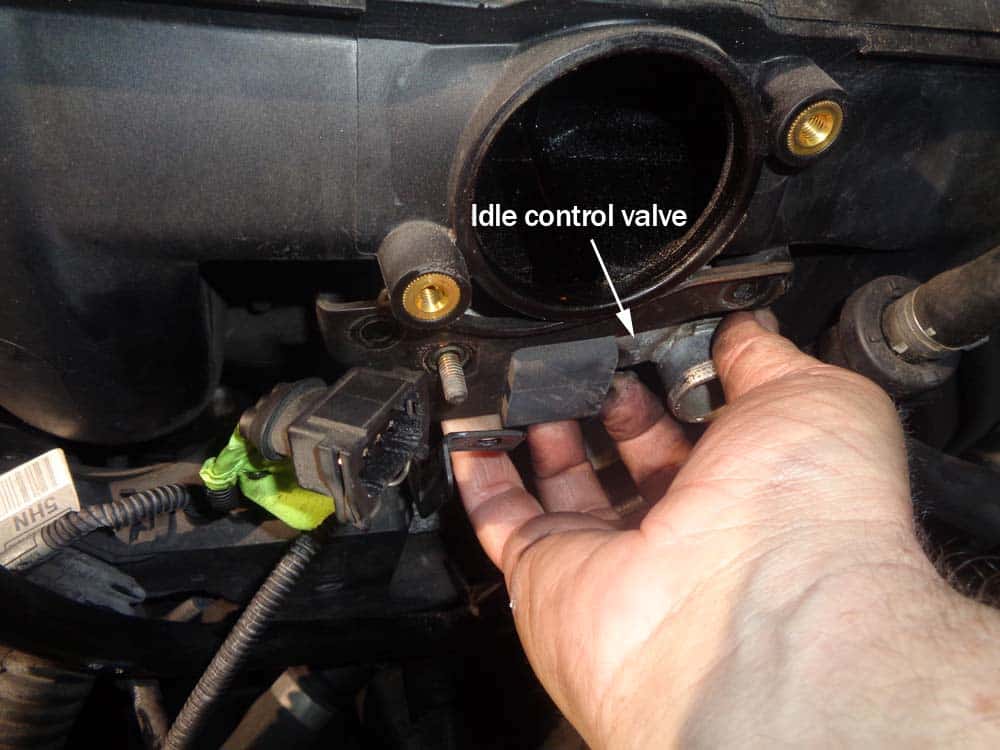 See B1D16 repair manual
